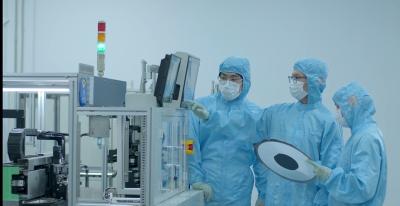 游子归乡带“利刃” 黄石产业添“重器”——全国唯一AR/VR金刚石切割设备即将量产