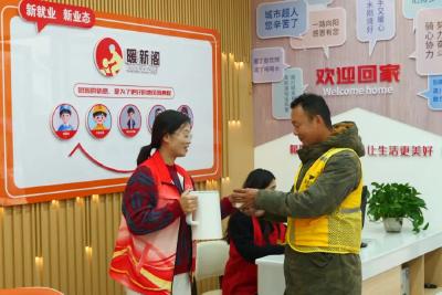 鄂州暖新阁：以心暖“新”