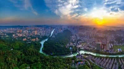 凡人微光，擦亮英雄赤壁城市名片