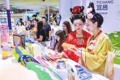 穿越千年来“相会”  和美昭君惊艳中国文旅产业博览会