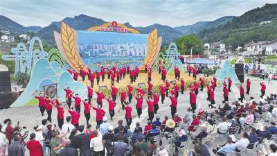 庆农业丰收 享美好生活  宜昌市农民丰收节主会场活动在秭归举行