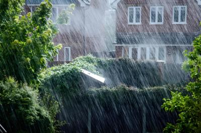 湖北积极应对暴雨强对流天气 | 暴雨冰雹叠加 各地全力排险保畅