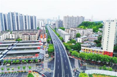 夷陵长江大桥延伸段快速化改造项目（胜利三路东山小学-港窑路珠海路口）开放试通行