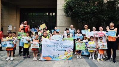 东苑街道青岛路社区 “小青陪跑”亲子接力跑第二场活力开赛  