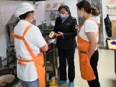 严查“舌尖上的风险” 时刻紧绷安全弦