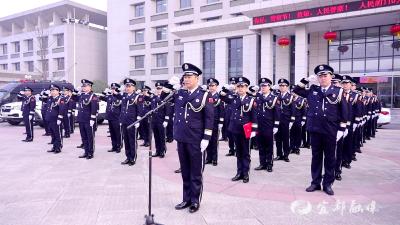宜都公安致敬中国人民警察节