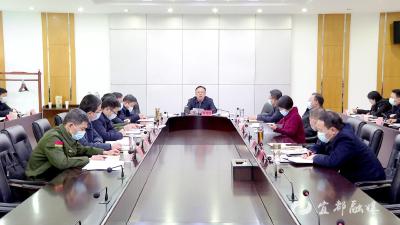 市委常委会议军会议举行