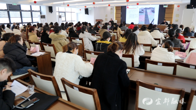 我市召开2023年托幼托育机构卫生保健培训会​议