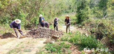 十三尖村：共同缔造修建茶叶机耕路