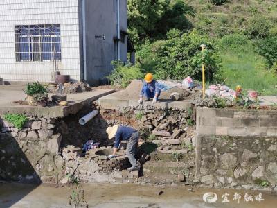 红花套镇：“管”好污水，让居民生活更“清爽”