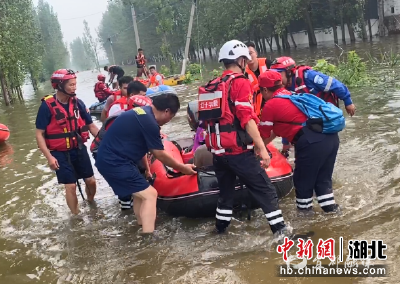 【中新网】宜都红十字救援志愿服务队赴河北救援安全归来