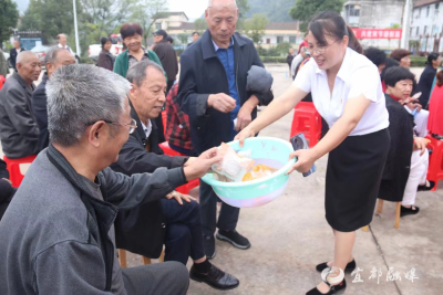 【我们的节日·中秋】坛子口社区：共话“同心圆” 同庆幸福节