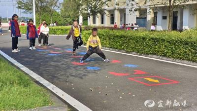 高坝洲镇中心小学：远离不良玩具 享受美好童年