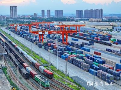 从贫困闭塞之地到对外开放前沿 老区向“兴”而行