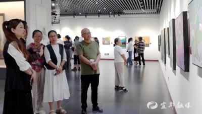 宜都举办美术作品展览庆祝新中国成立75周年