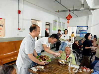 【网络中国节·重阳】乡贤不“闲”，重阳更“暖”