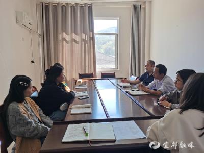 座谈会上听心声，织密乡村医疗卫生“网底”