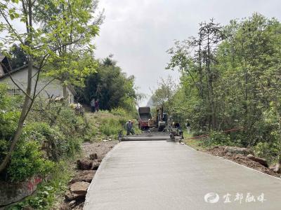 “以工代赈”打通山村“断头路”