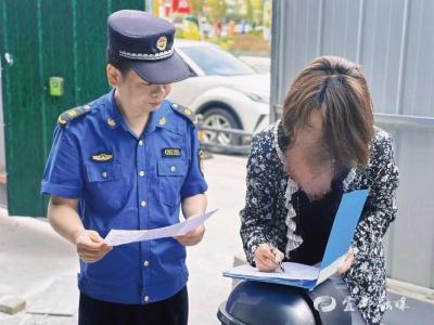 城管化身“店招顾问”！细节服务拉满，商户直呼太省心