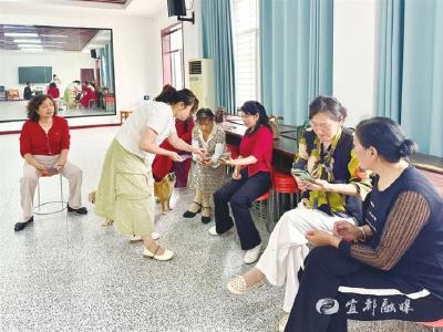 【三峡商报】龙王台村老年大学火热开班 银龄学子乐享“学养结合”新生活