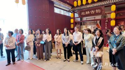 “汇聚家力量 同心建支点”家庭建设主题展示全国示范活动暨第二届湖北省家庭文化节家风文化建设成果观摩活动在宜都举行