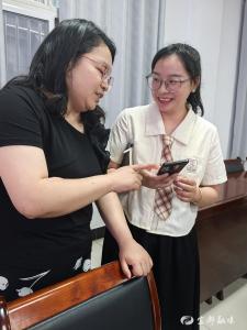 现场指导，共筑“幸福家园”