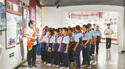 学思践悟筑牢薪火相传“红色根基”——黄冈深入学习大别山精神凝聚奋进力量