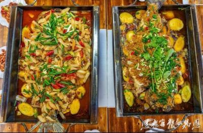 从深山味道到全网爆红 ——宣恩烤活鱼美食街流量密码解析