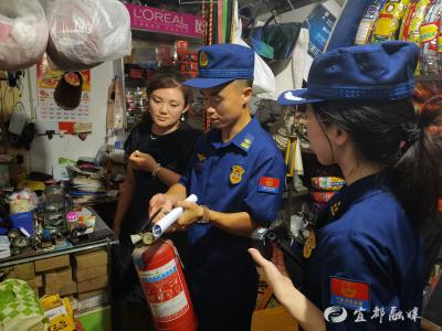 宜都消防十组联动，开展商铺消防安全“扫街”行动