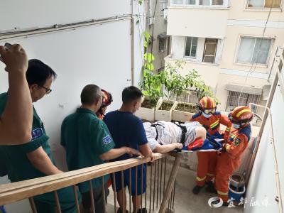 两小时救援接力……