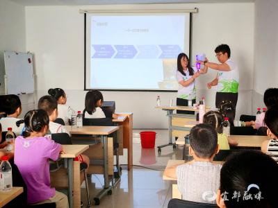 化学魔法进社区 童心共筑环保梦