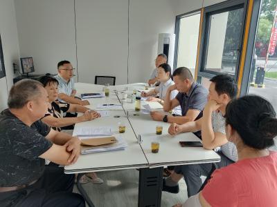 银龄燃初心 治理添动能
