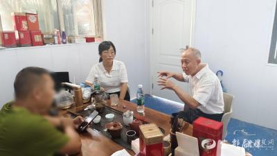 【荆楚网】宜都155名“法治村主任”一线履职 “土专家”成了普法生力军