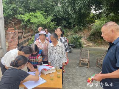 油榨坪村“致富路”越走越宽