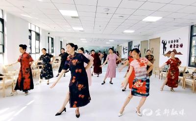 “银发课堂”，多彩开课！