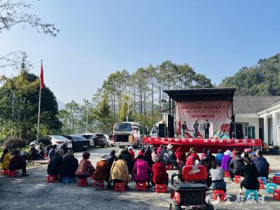 【网络中国节·重阳】重阳“福利” 村民共享