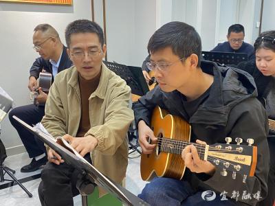 宜都市总工会职工“艺”起来公益培训开班