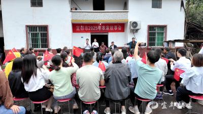 “农家故事会”走进幸福渠