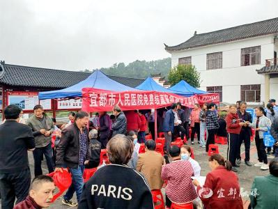 宜都市人民医院：千例筛查护“肠”安