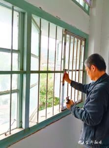 拆“笼”开“窗”护民生 网格筑牢安全线