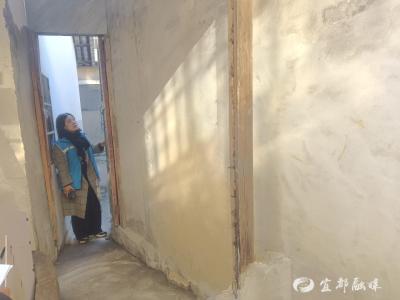 社区邻里聚力破围墙 公厕便民“抬脚即达”  