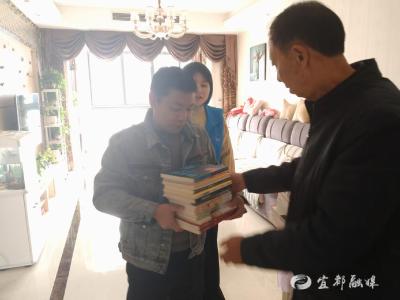 流动书籍的爱心“漂流”