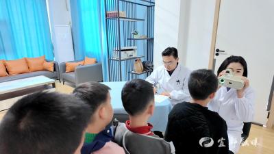 市妇幼保健院启动幼儿视力监测工作
