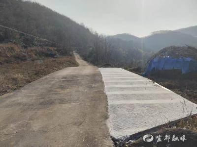 一条会车道，连通故土情