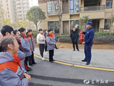 全民消防筑防线 实操演练保平安