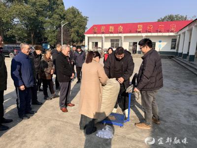 废品“存”进小超市，积分“兑”出美乡村