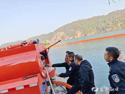 五眼泉镇：政警联动练硬功 筑牢冬季森林防火线