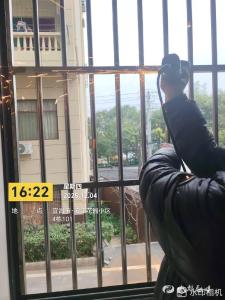 190扇安心窗落地，东风社区安全提档升级