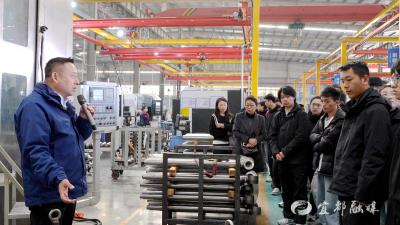 三峡大学2026届毕业生参观宜都重点企业