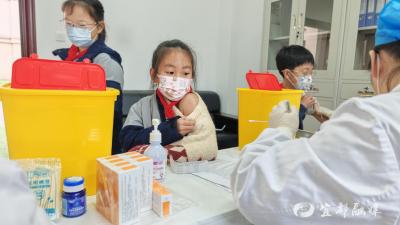 守护“夕阳红” 助力“幼苗壮”